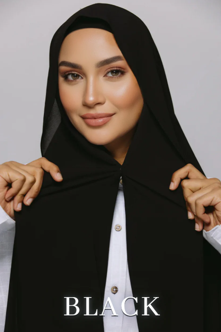 فولار بالمغنطيس – أناقة وثبات بلا دبابيس | Magnetic Scarf