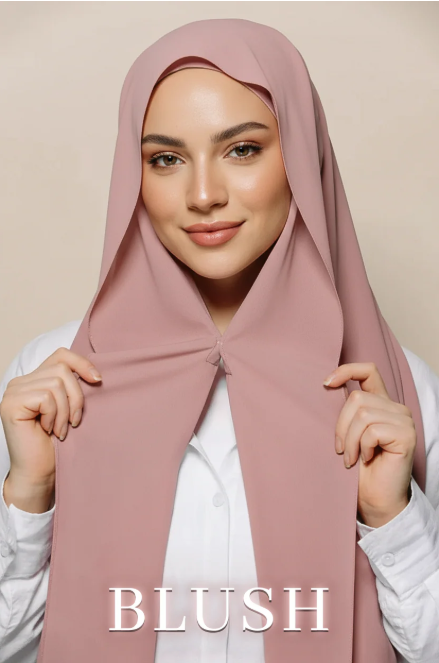 فولار بالمغنطيس – أناقة وثبات بلا دبابيس | Magnetic Scarf